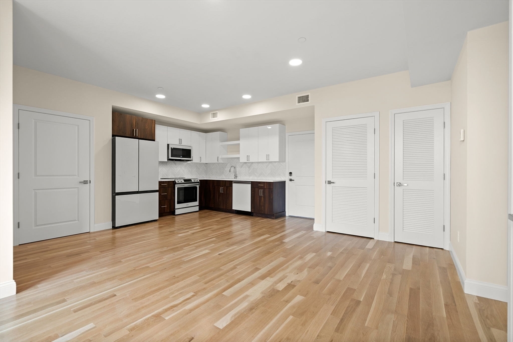 16 Taber Street # 603