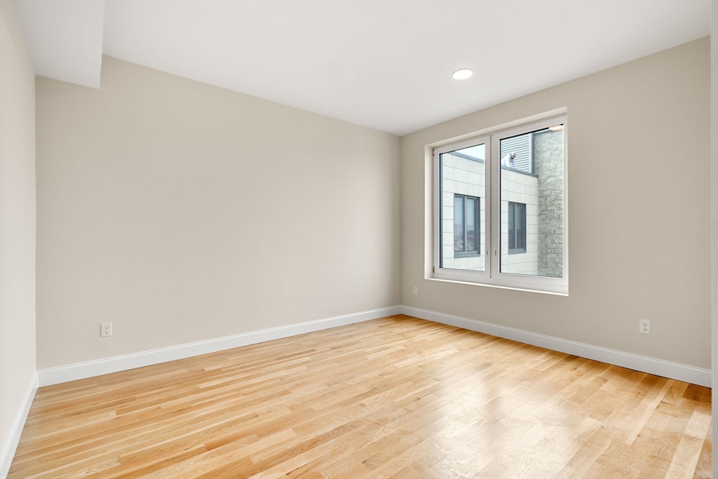 16 Taber Street # 603