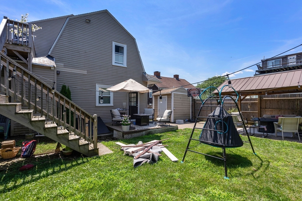 27 Siren St # 1