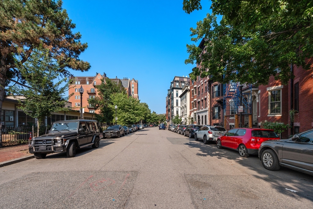 36 Montgomergy Street # 1