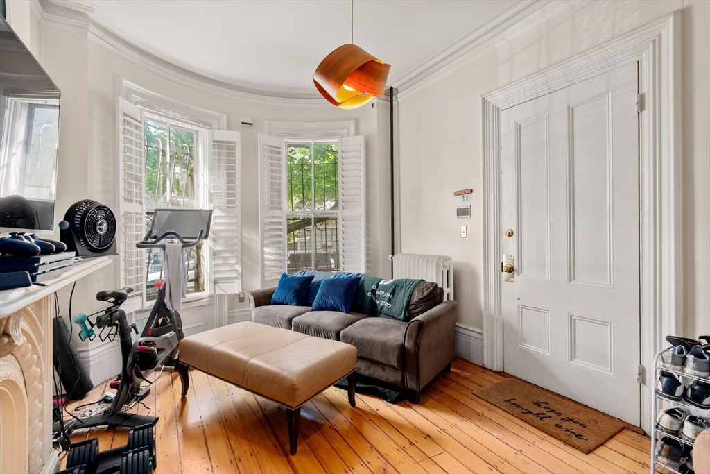 36 Montgomergy Street # 1