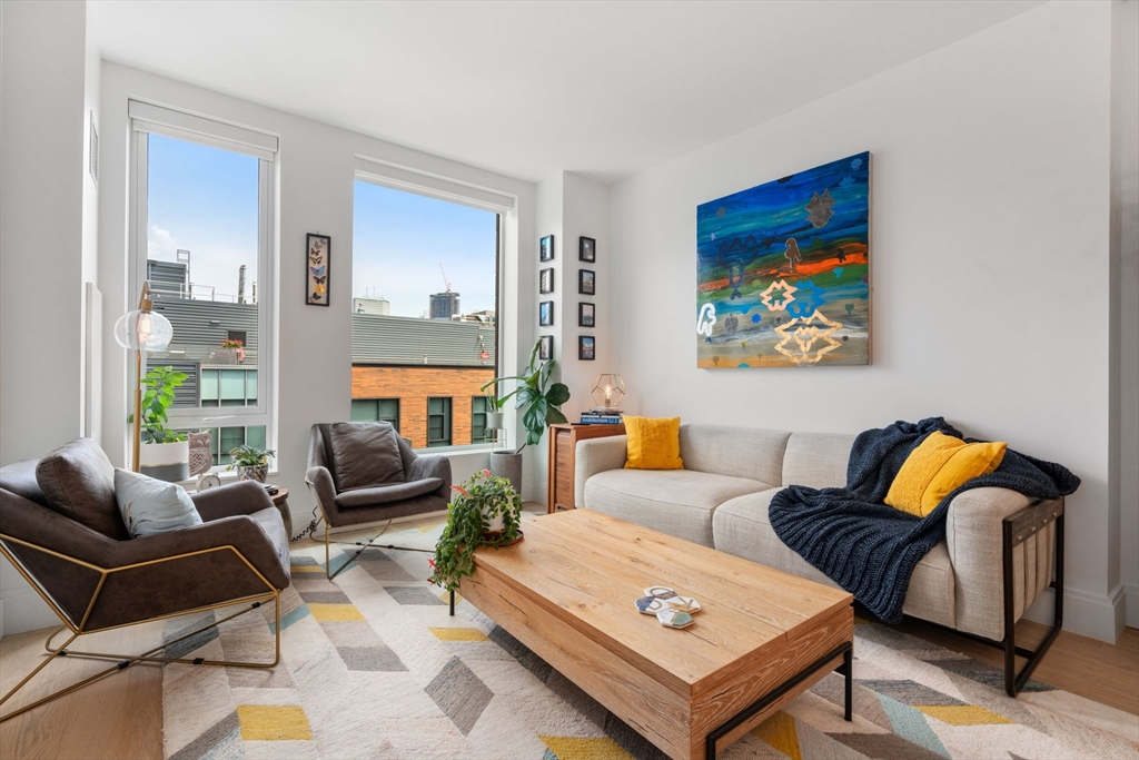 380 Harrison Ave # 1120