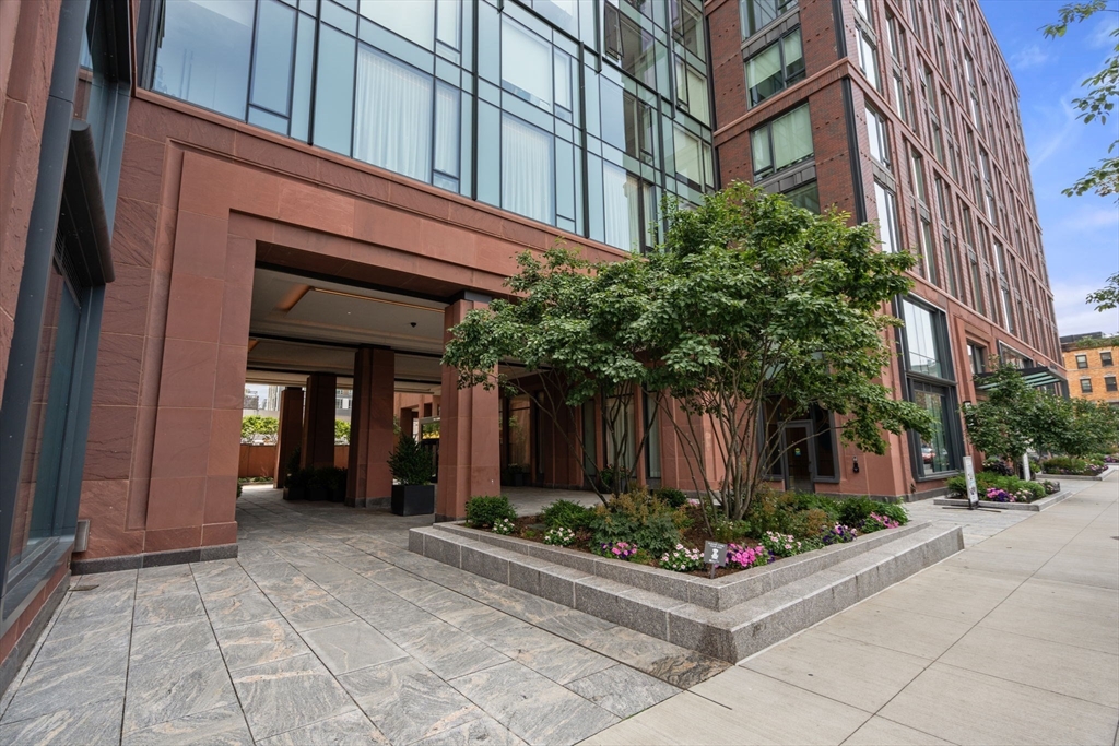 380 Harrison Ave # 1120