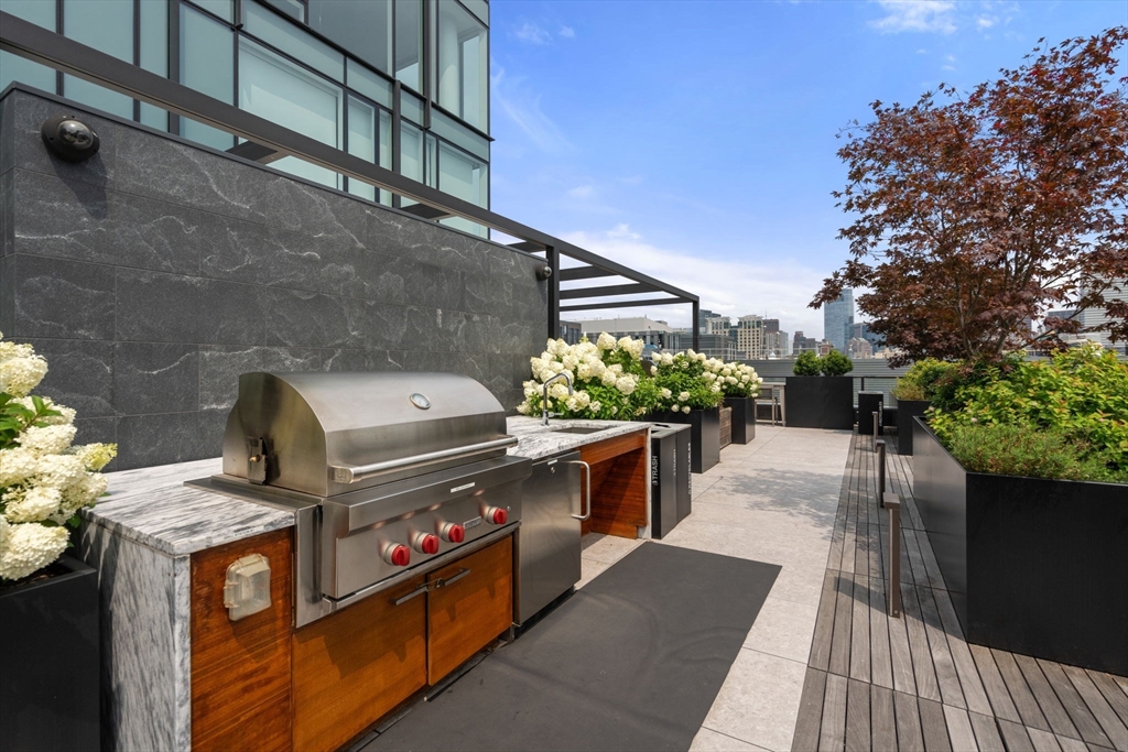 380 Harrison Ave # 1120