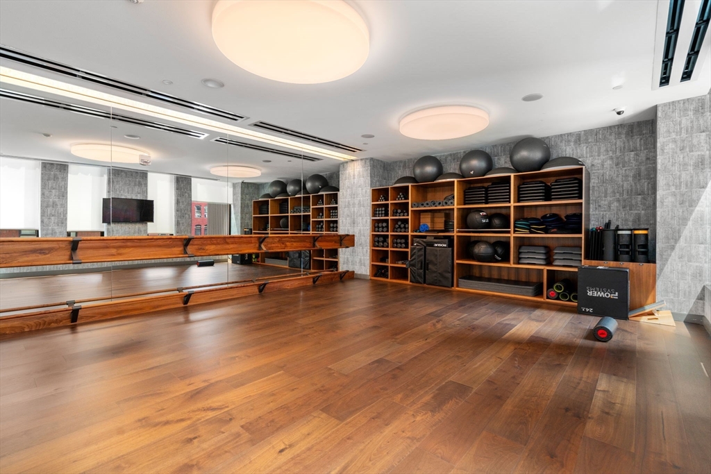 380 Harrison Ave # 1120