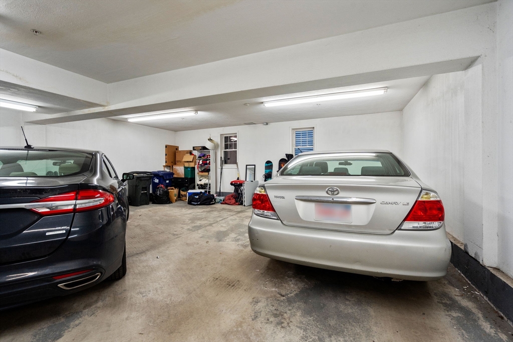 24 Mitchell St # 3