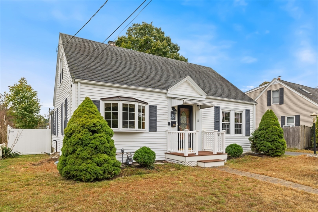 11 Elmwood Circle