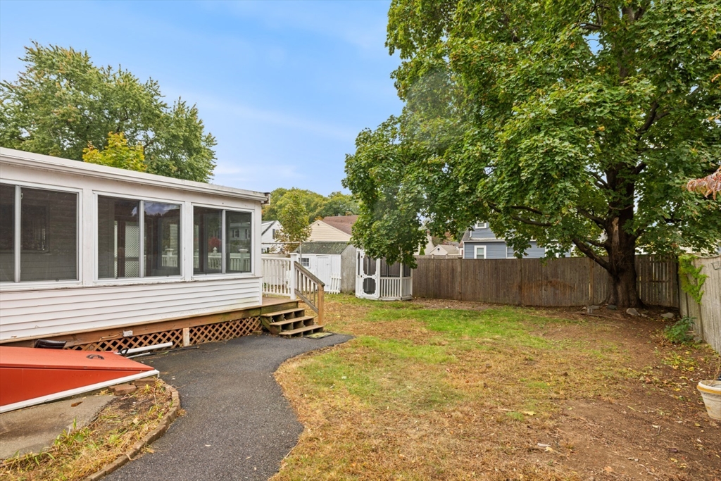 11 Elmwood Circle