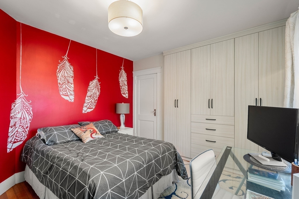 4 Nonantum St # 2