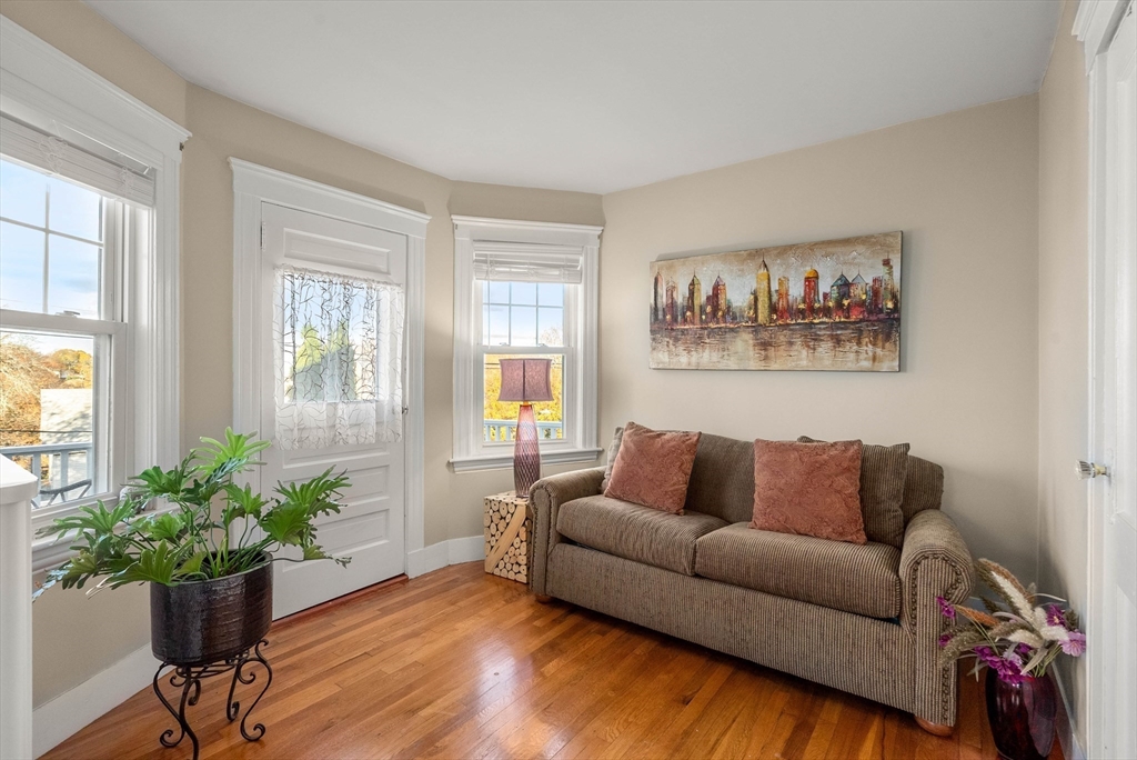 4 Nonantum St # 2
