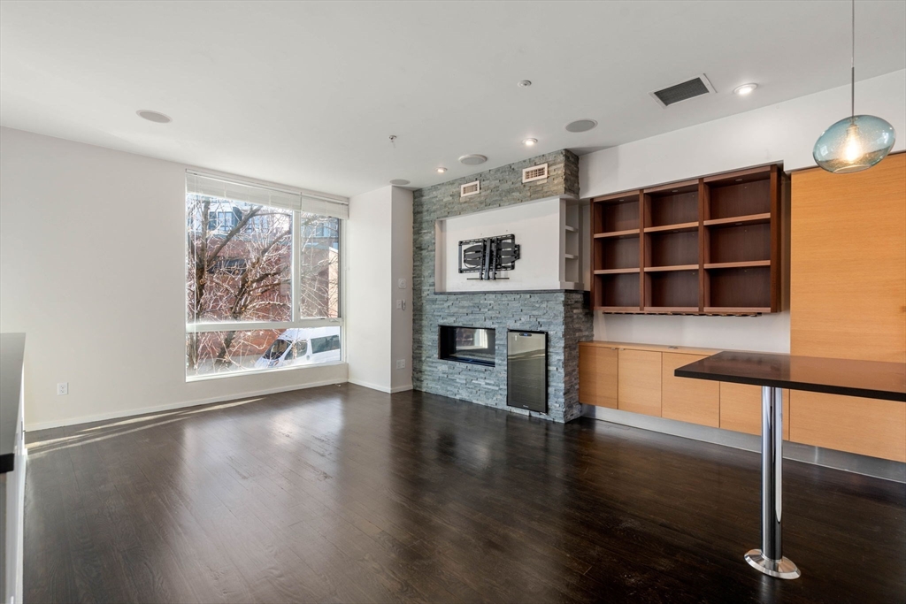 3 Dorchester St # 3A