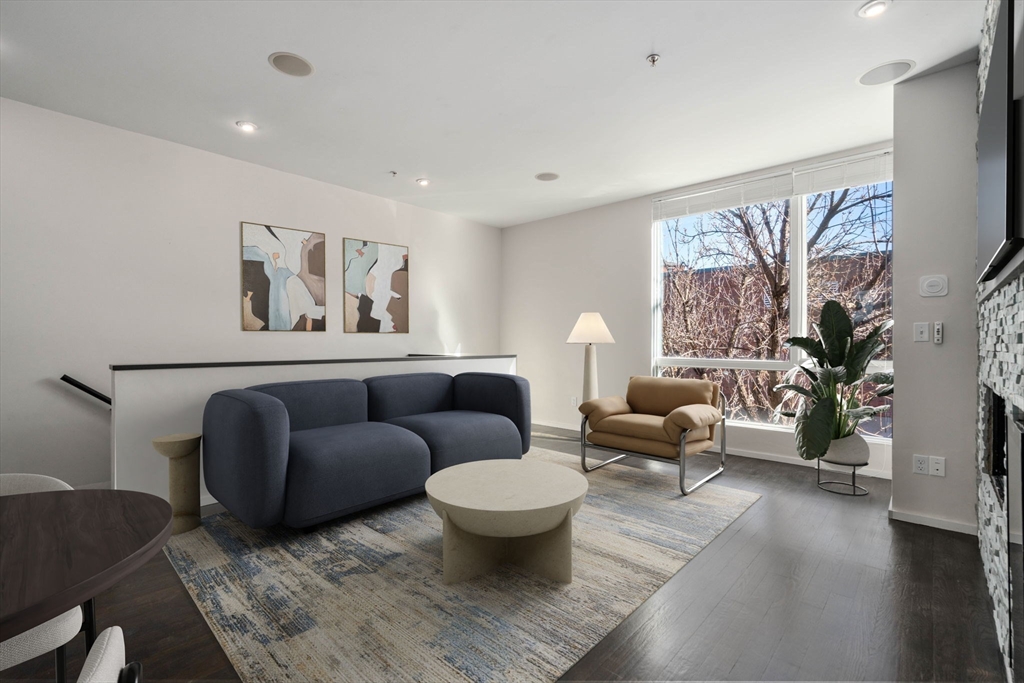 3 Dorchester St # 3A