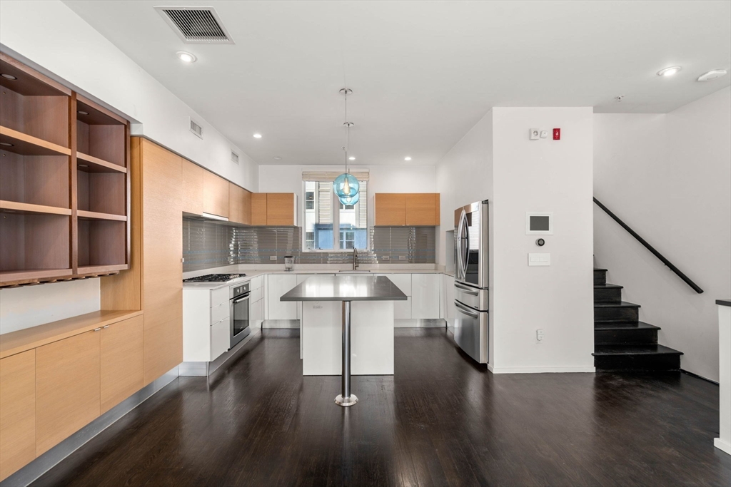 3 Dorchester St # 3A
