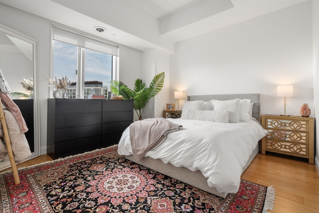 141 Dorchester Ave # 603