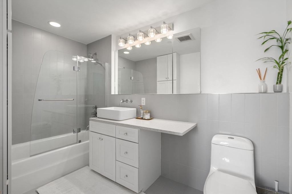141 Dorchester Ave # 603