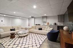 14 West Broadway # 303A