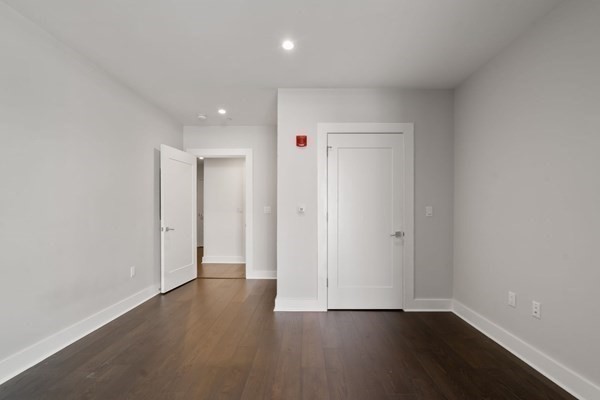 14 West Broadway # 303A