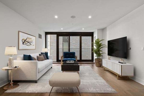 14 West Broadway # 303A