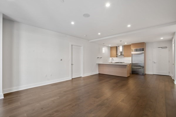 14 West Broadway # 303A