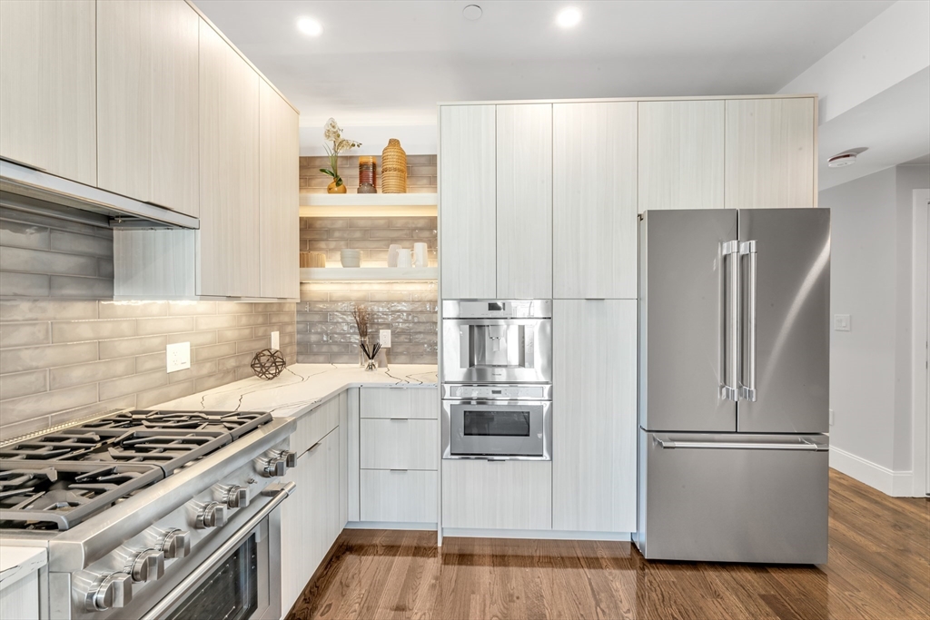 582 East Broadway # 3