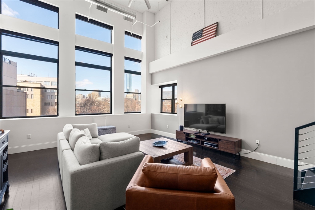 485-495 Harrison Ave # 303