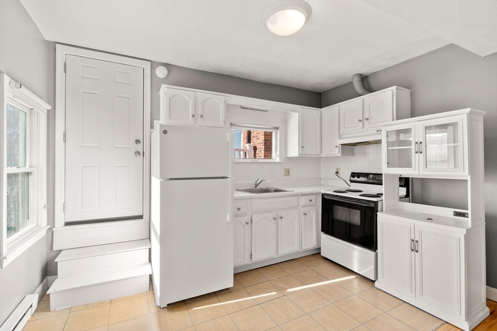 34 Washington St # 3B