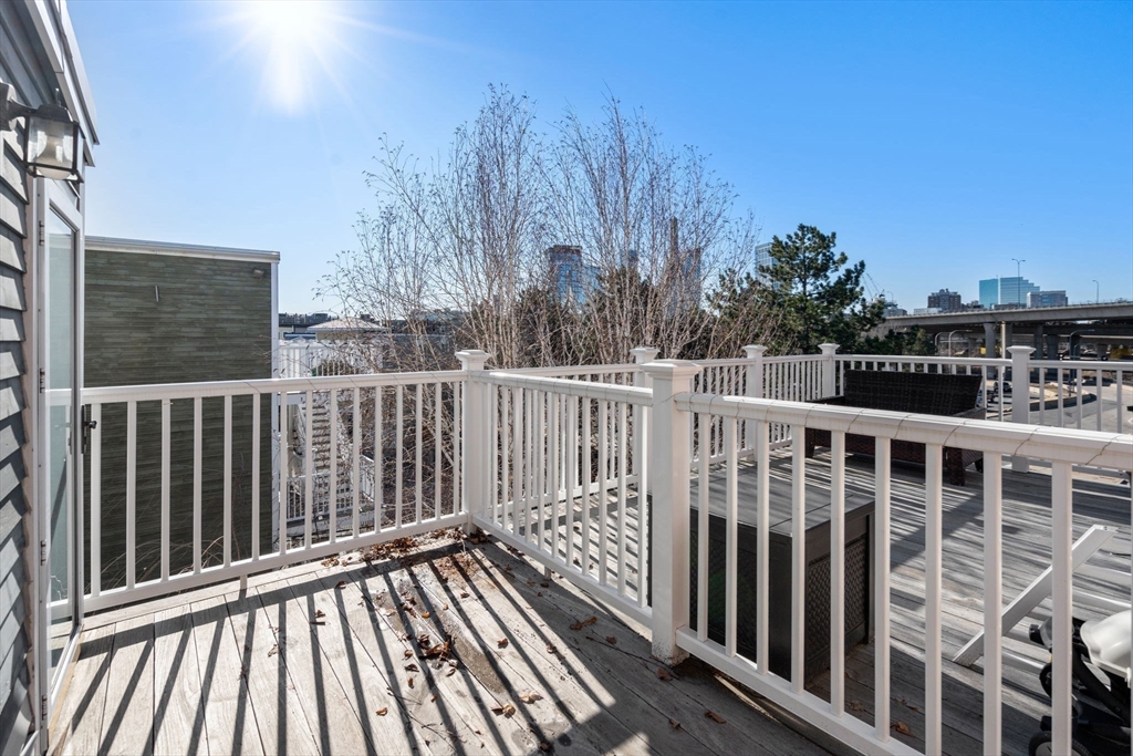 34 Washington St # 3B