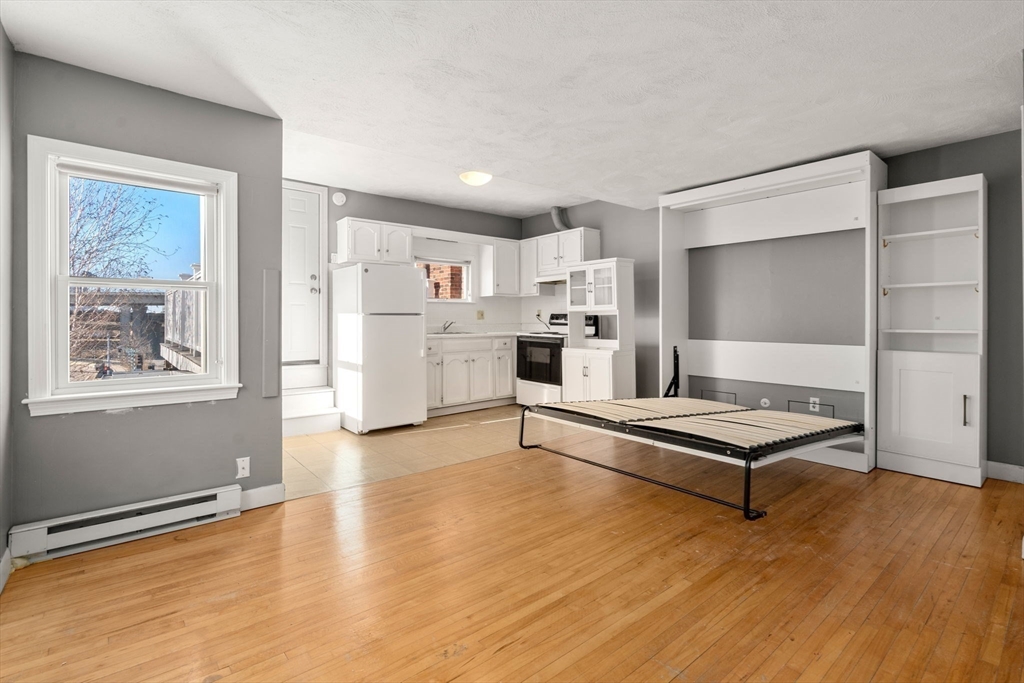 34 Washington St # 3B