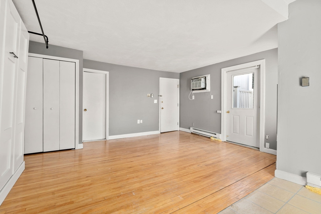 34 Washington St # 3B