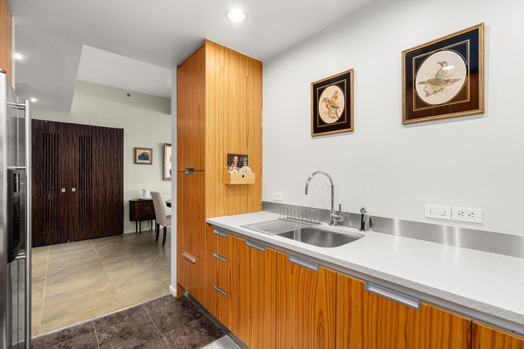 141 Dorchester Ave # 109