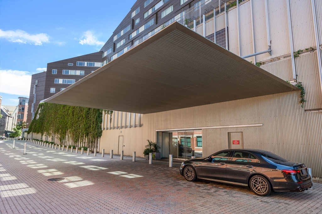 141 Dorchester Ave # 109