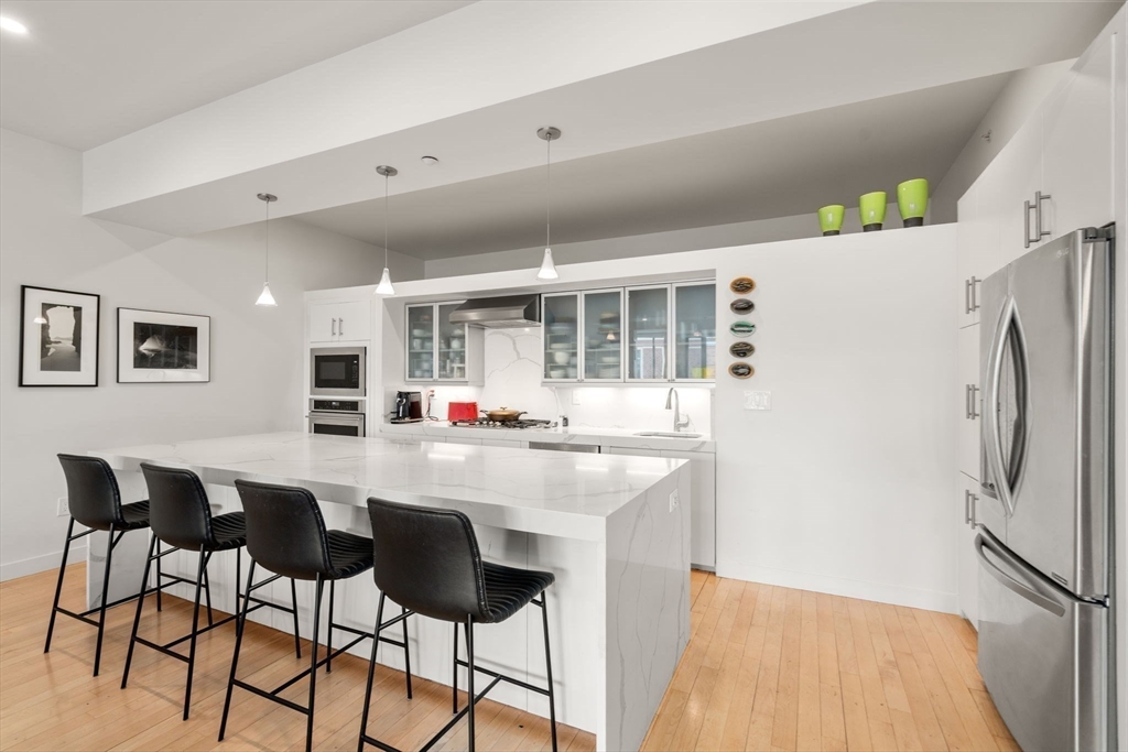1313 Washington St # 608