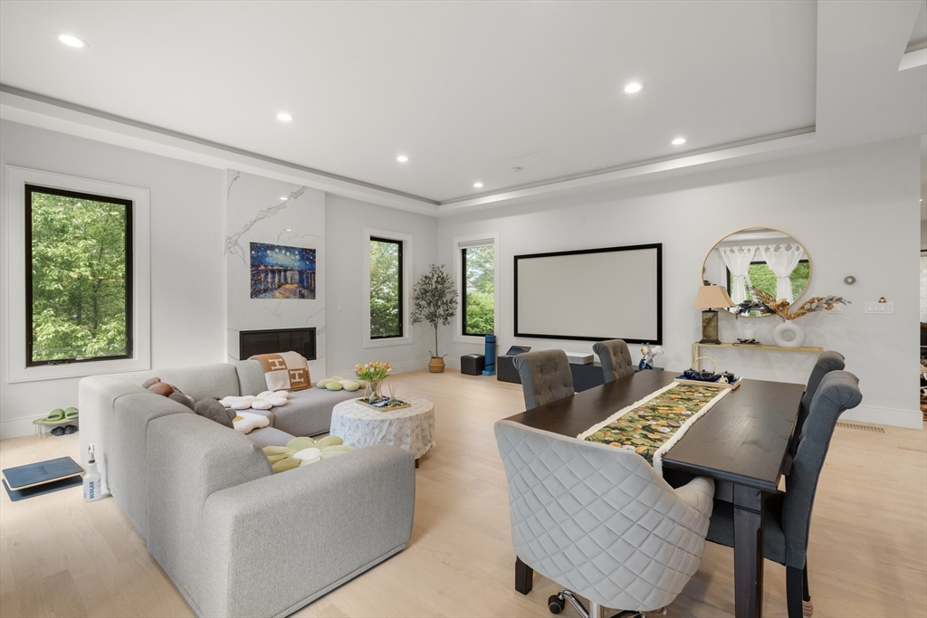 18 Cragmore Road # 18
