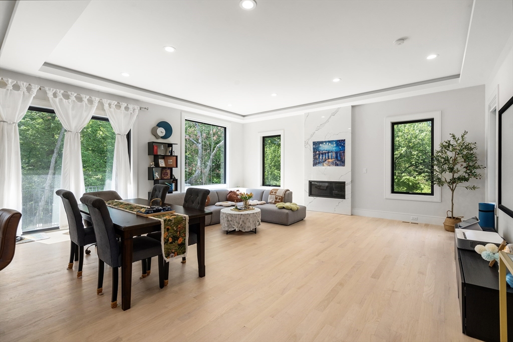 18 Cragmore Road # 18