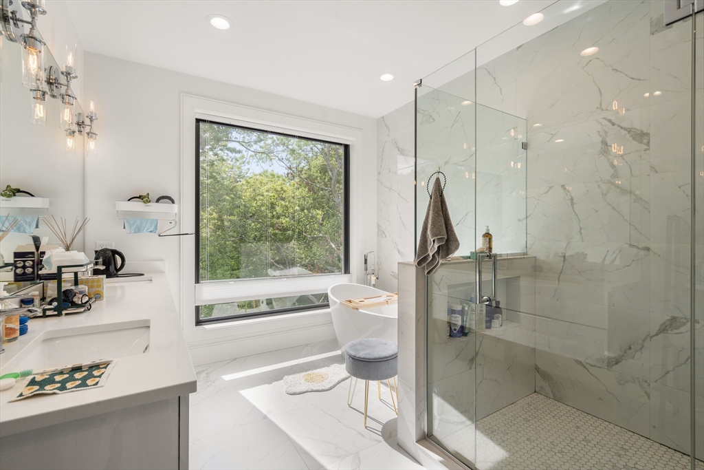 18 Cragmore Road # 18