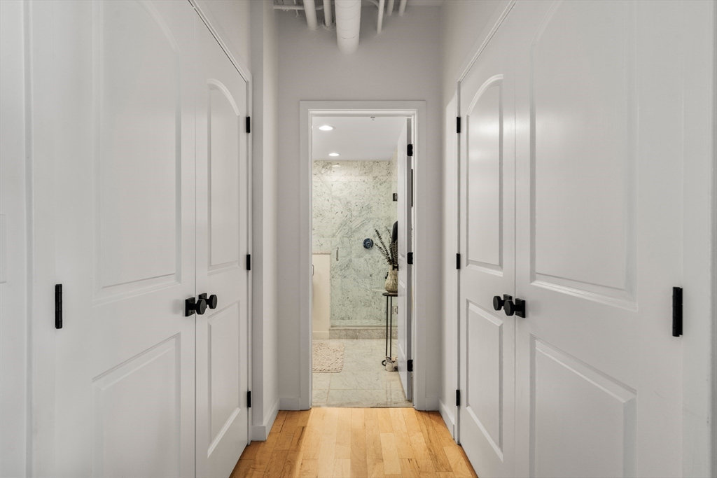 210 South St # 2 Unit: PH 11-2