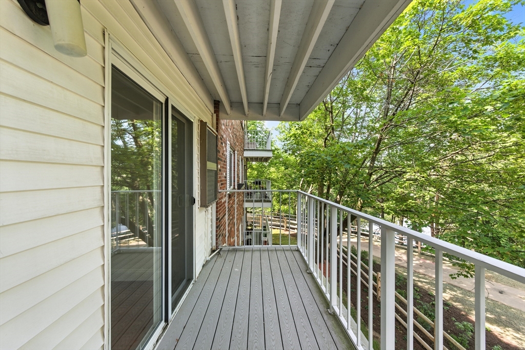 76 Ship Ave # 7