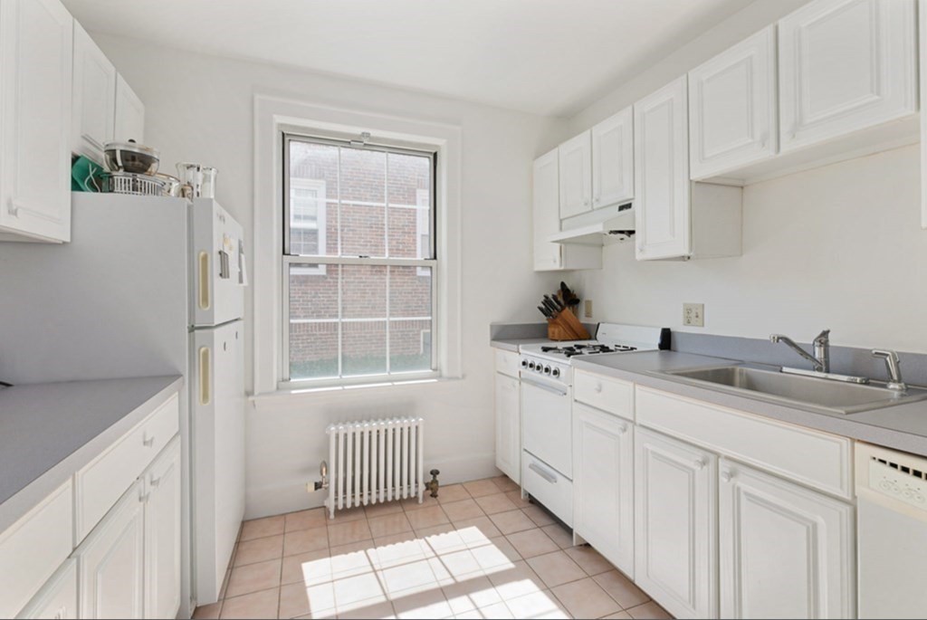 348 Harvard St # 1