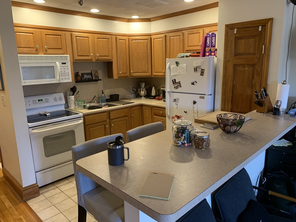 265 Newbury Street # 10