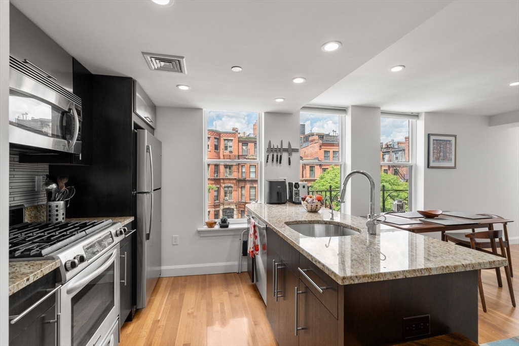 294 Newbury Street # 3D, Boston Unit: 3D