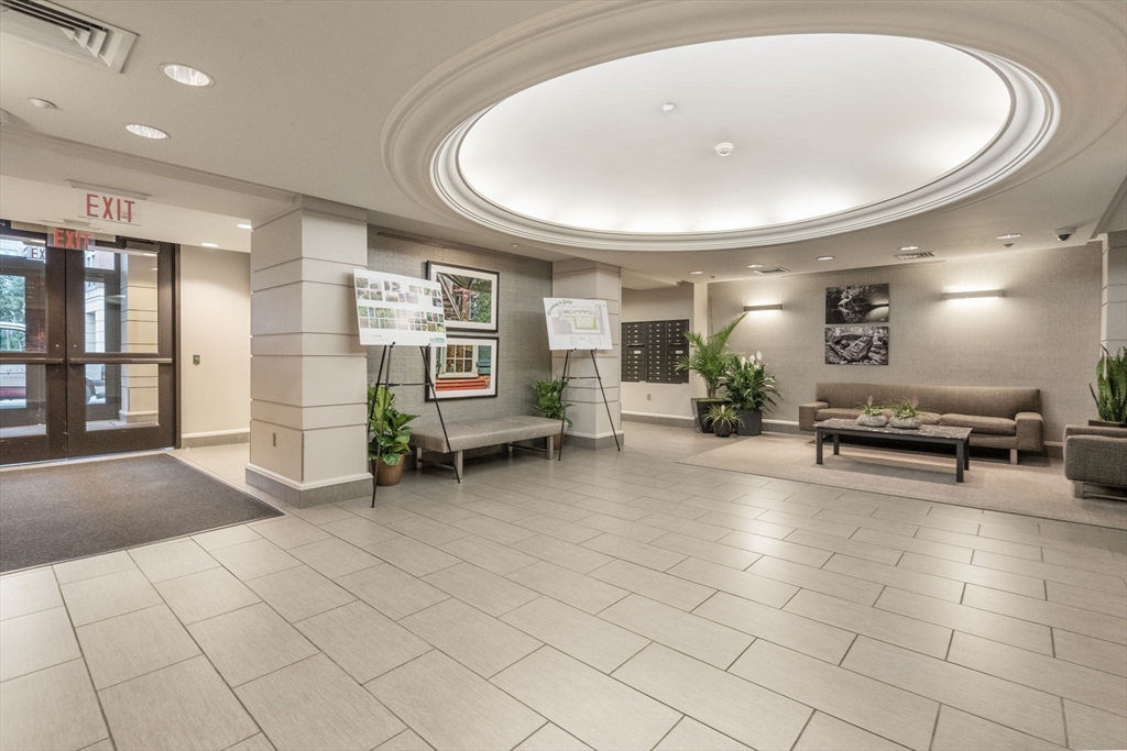 1313 Washington St # 330