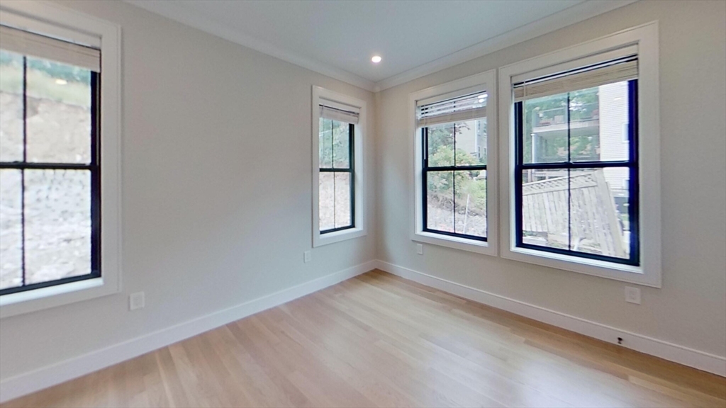 285 Lamartine St # 2