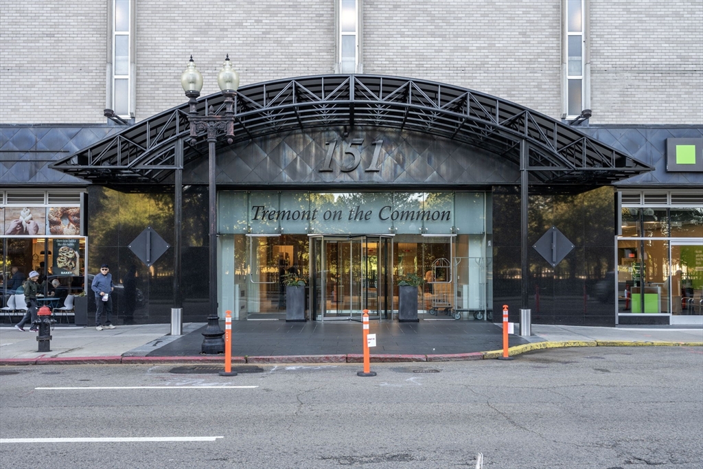 151 Tremont St # 10S