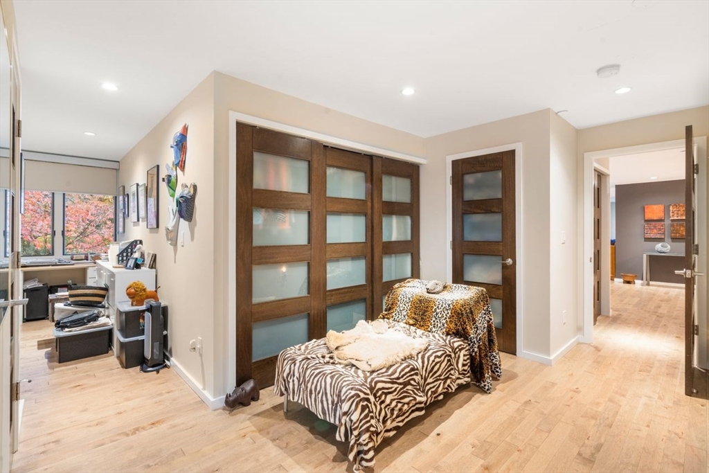 241 Perkins St # C306