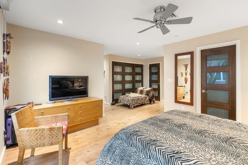 241 Perkins St # C306