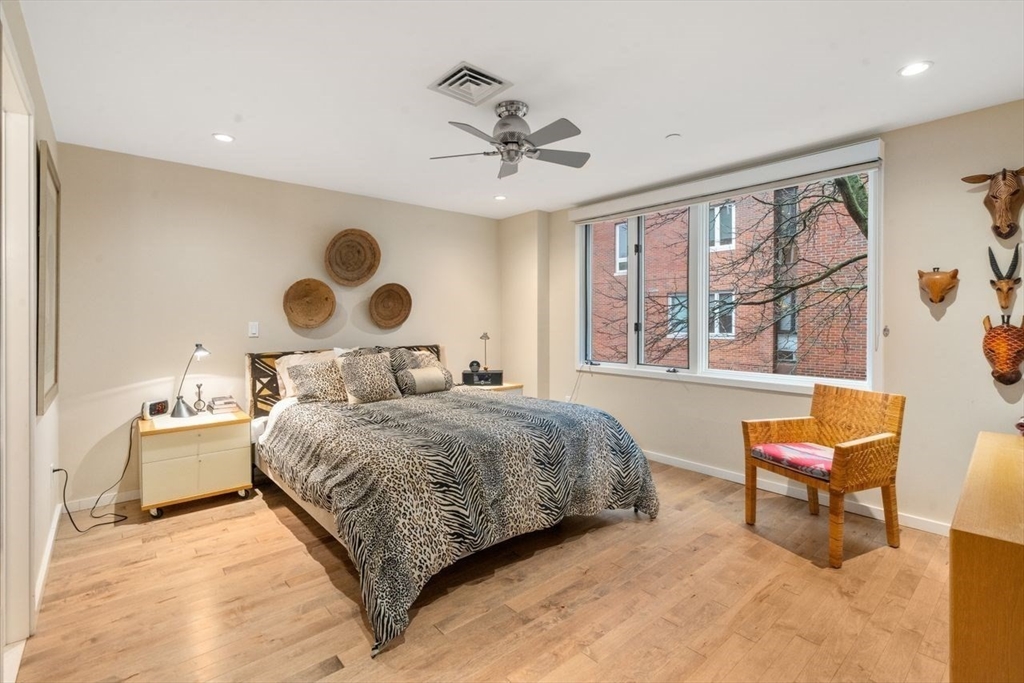 241 Perkins St # C306