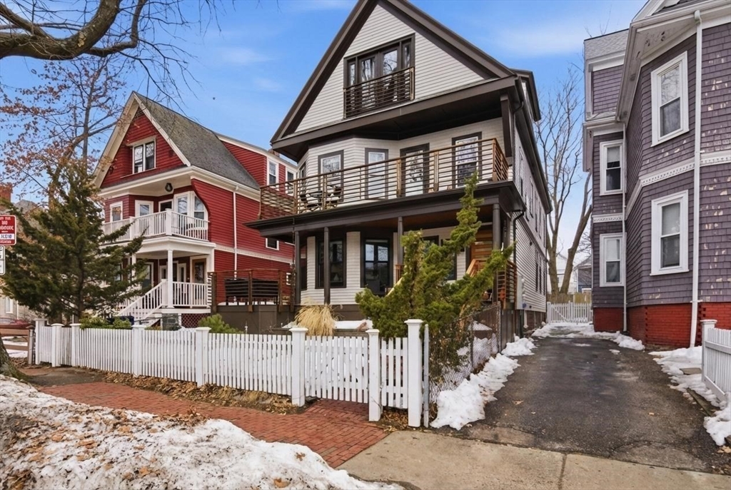 151 Magazine Street # 2