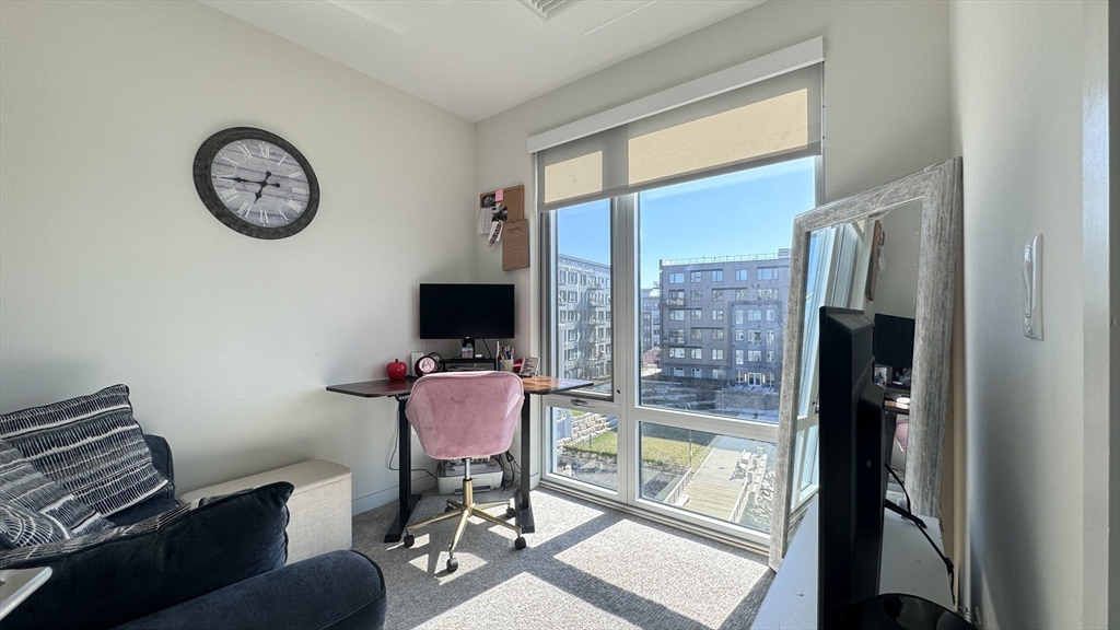 65 Lewis St # 405