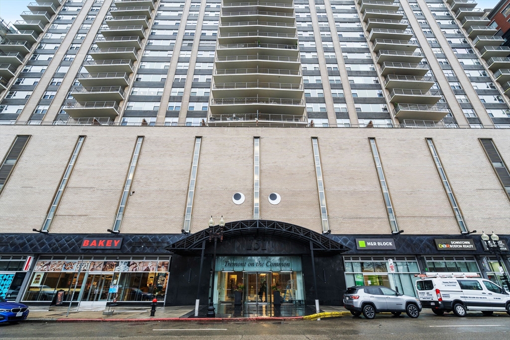 151 Tremont St # 10