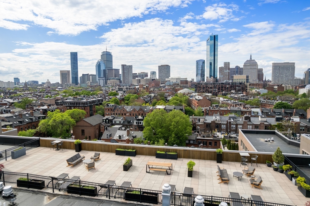 1313 Washington St # 330